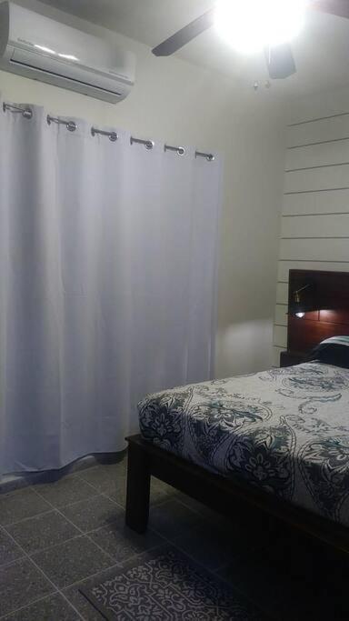 Apartamento Cozy Townhouse & Terrace/Pool La Ceiba Exterior foto